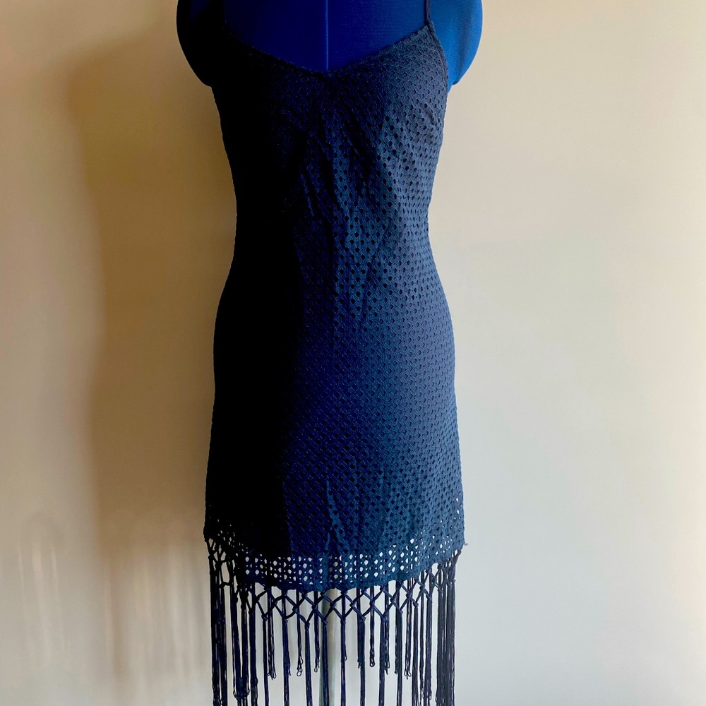 SKIES ARE BLUE WOMEN NAVY BLUE STRAPPY FRINGE DRESS SIZE S